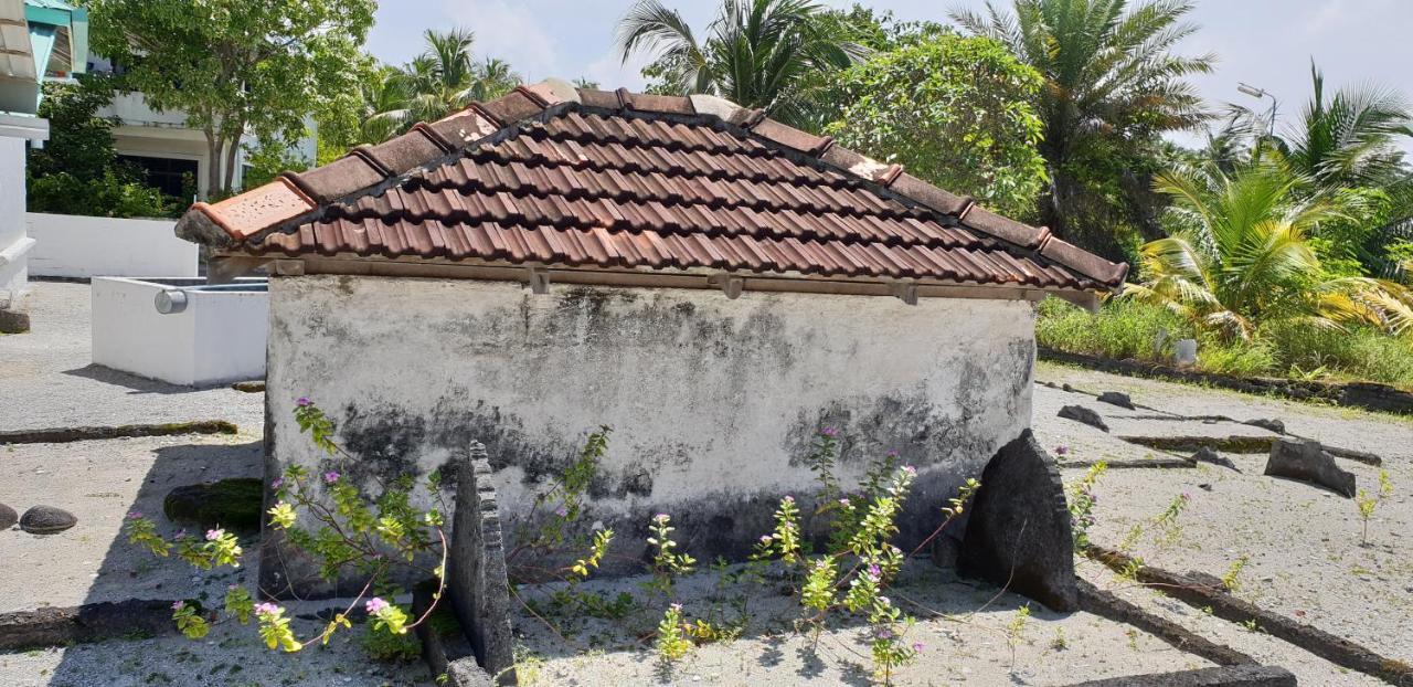 Fuvahmulah Inn Exterior photo